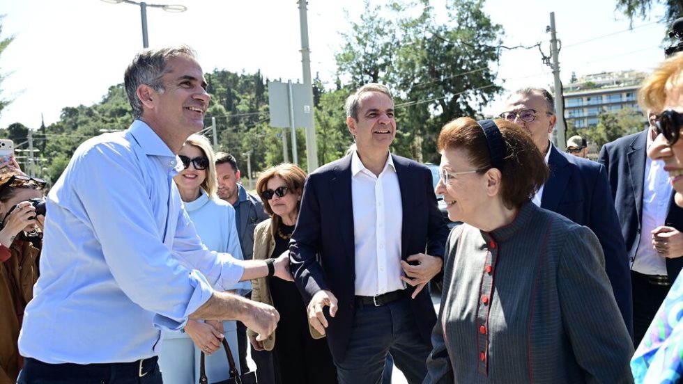 Ανάγκα και πρωθυπουργοί πείθονται...